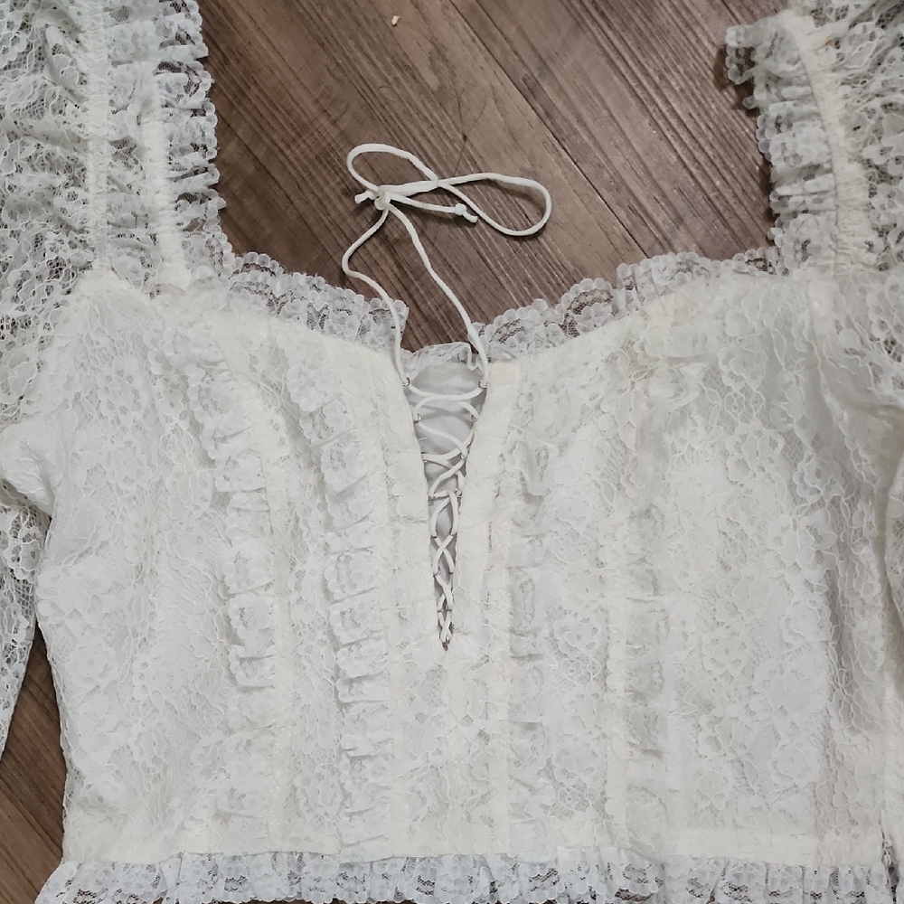 Cream Lace Cropped Blouse Long Sleeve Tie Front Boho Cottagecore - Picture 2 of 8